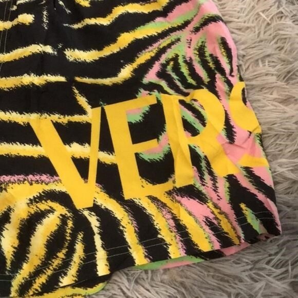 New Authentic VERSACE Logo-Printed Nylon Swim Shorts – Size 7 - Picture 3 of 7